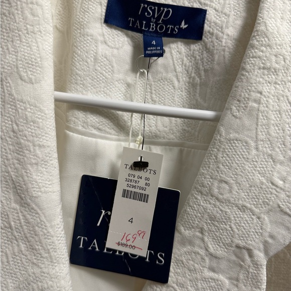 RSVP by Talbots White Textured Scallop Blazer – Size 4
NWT | RETAIL $189 - Picture 2 of 5